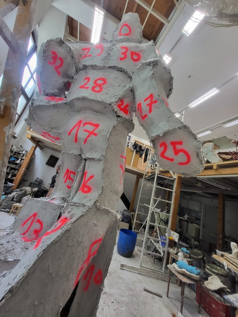 Model kipa s končanim kalupom, maj 2024